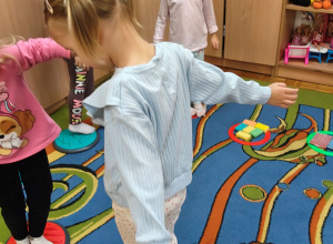 Zajęcia sensoryczne w grupie młodszej